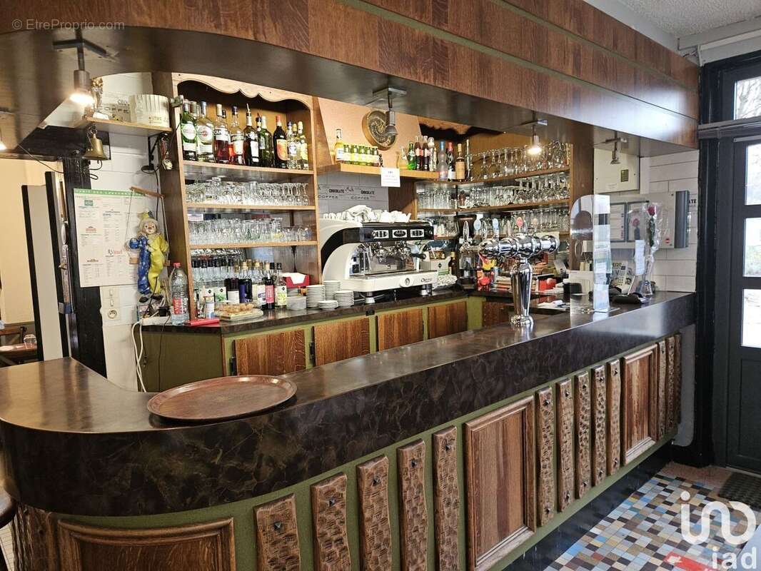 Photo 2 - Commerce à BRAY-SUR-SEINE