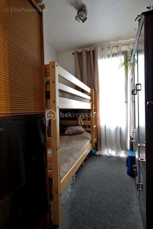 Appartement à COLOMBES