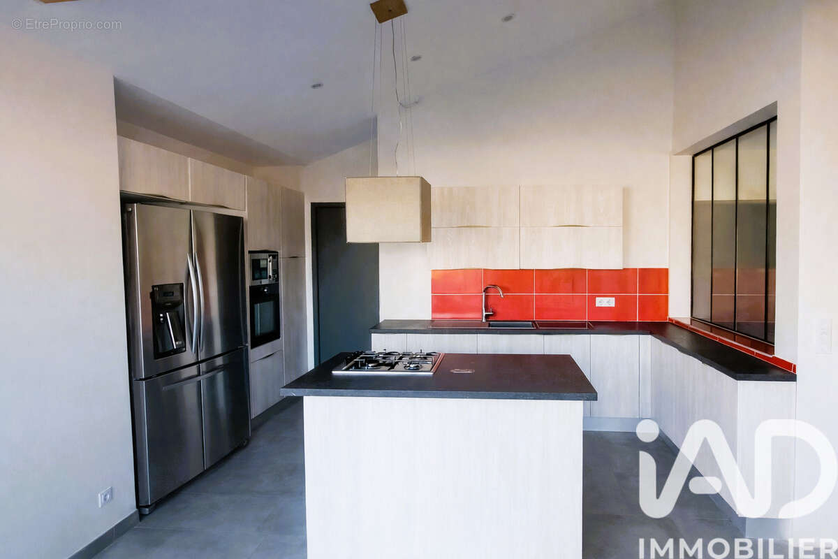 Photo 4 - Maison à AVRILLE