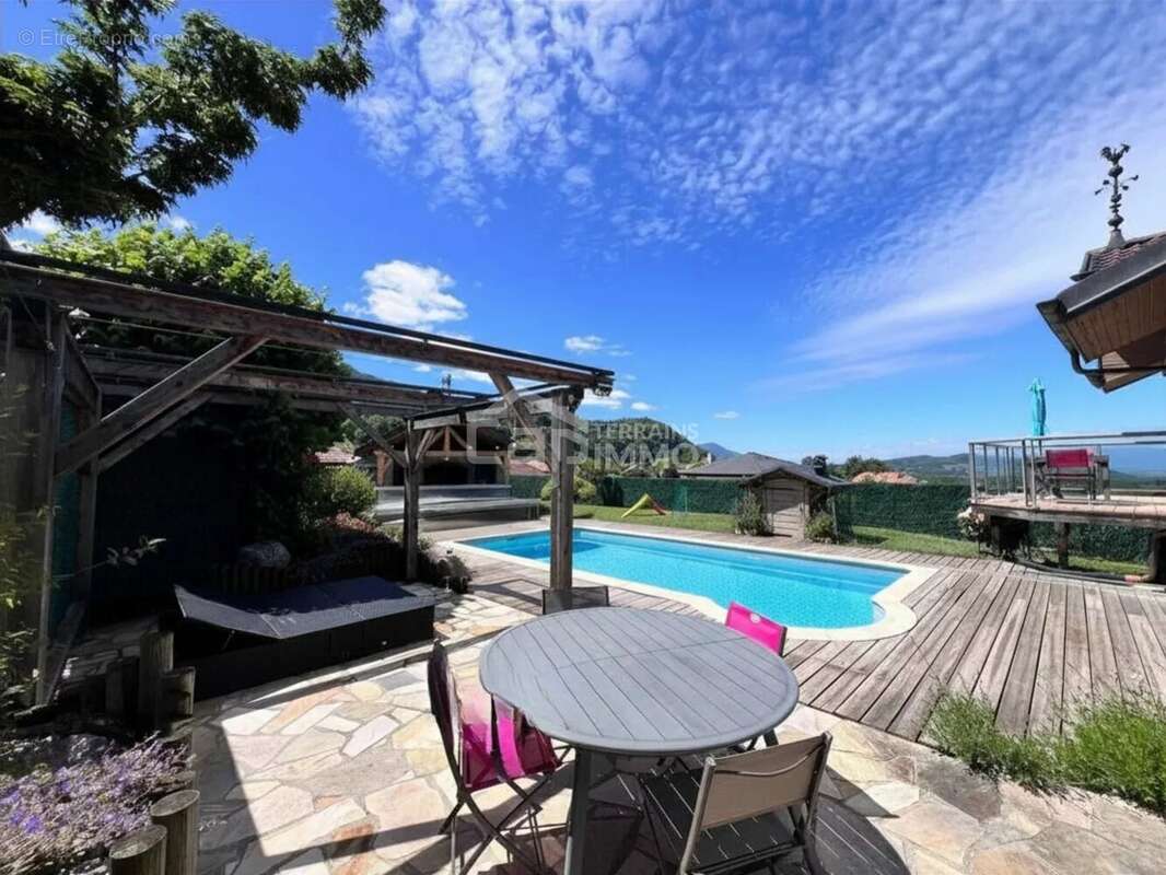 Maison à LYAUD