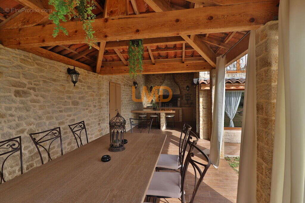 Maison à AURIOL