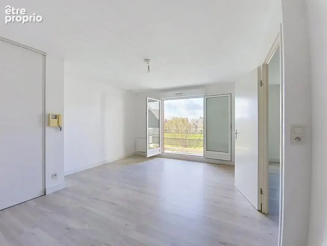 Appartement T2 au calme avec balcon à Franqueville-Saint-Pierre - photo 3