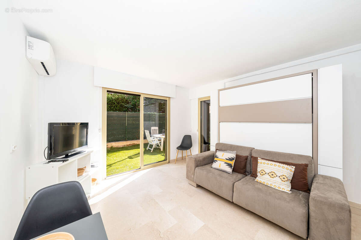 Appartement à MOUGINS