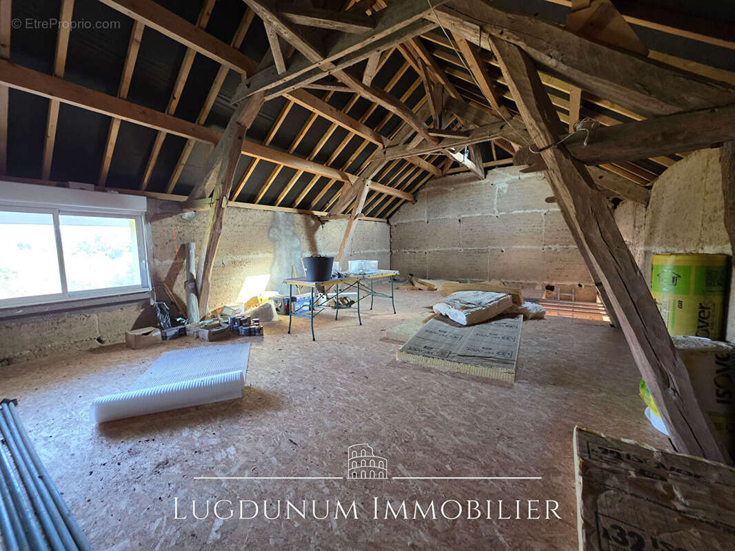 Maison à SAINT-JEAN-DE-SOUDAIN