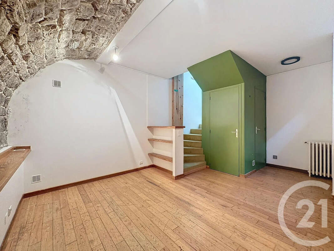 Appartement à PARIS-20E