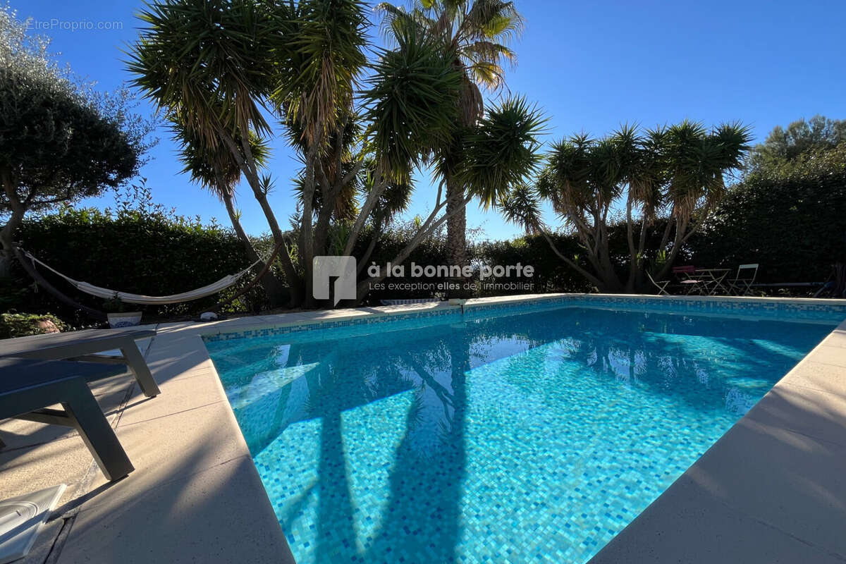 Maison à LA CADIERE-D'AZUR