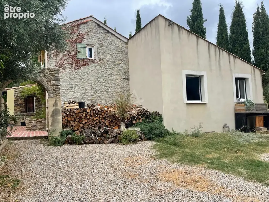 Maison de campagne sur 16 000m² de terrain avec piscine - photo 11
