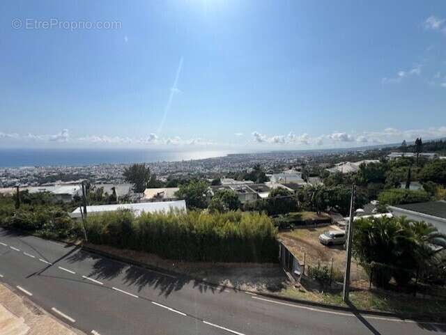 Appartement à SAINT-DENIS