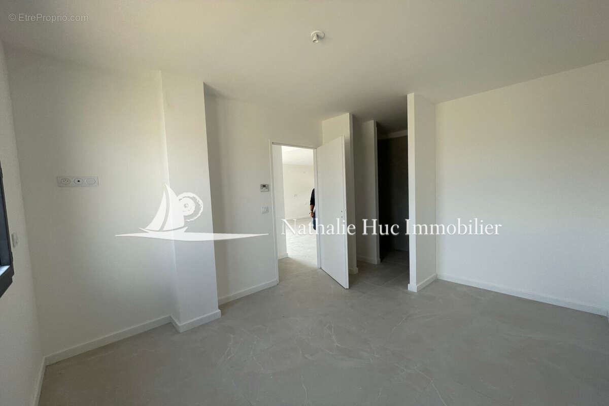 Maison 99 m² à Cabestany  - photo 4