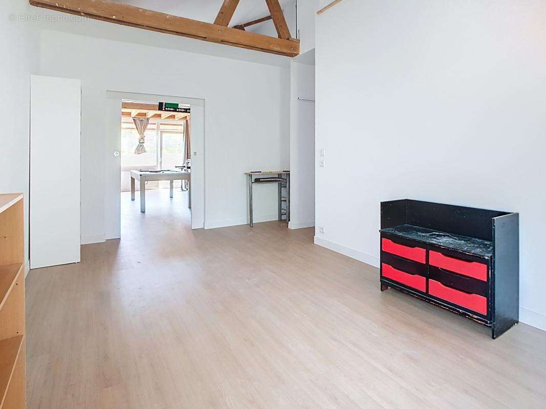 Maison à MINIAC-SOUS-BECHEREL