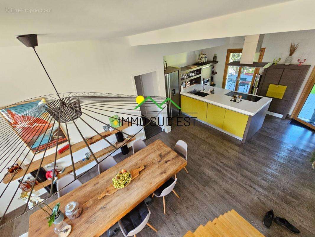 Maison à SAINT-MARCEL-LES-VALENCE