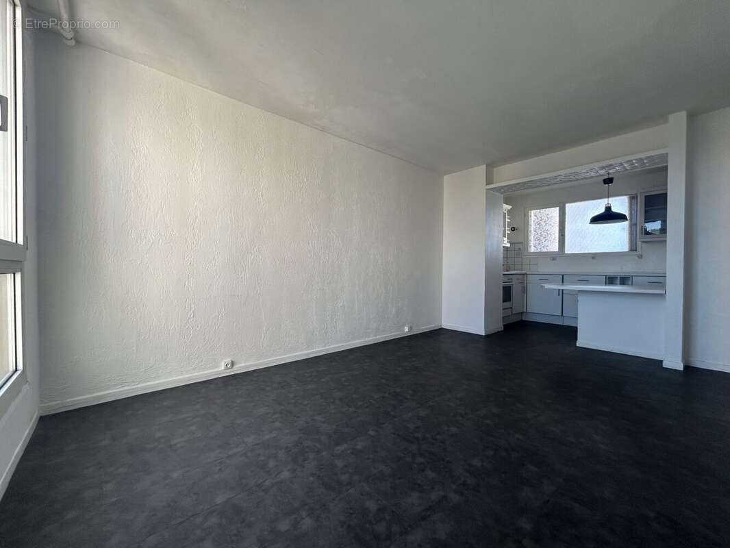 Appartement à BOIS-D'ARCY