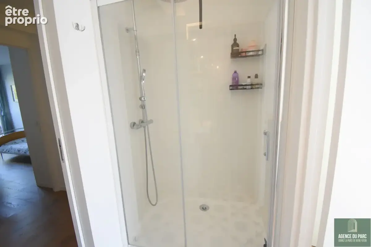 Appartement 92 m2, trois chambres, proche gare - photo 13