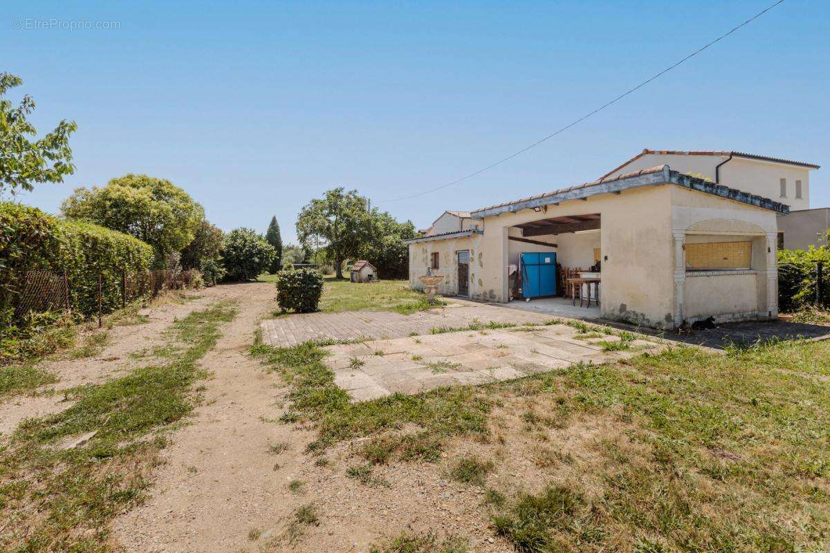Maison Plain-Pied de 91 m² avec Terrain de 1 868 m² - photo 9