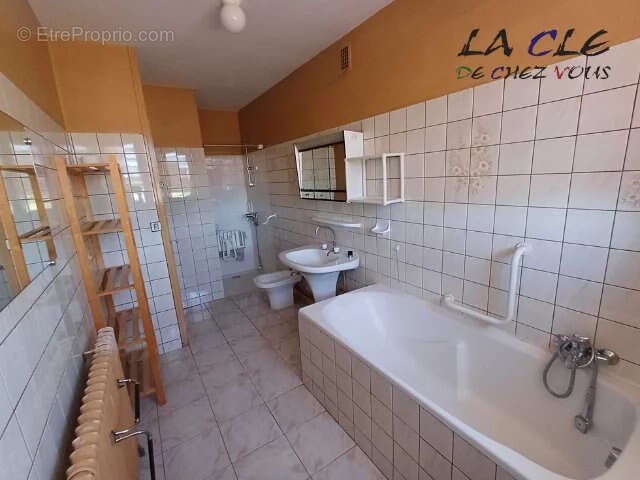 Maison à COULONGES-SUR-L&#039;AUTIZE