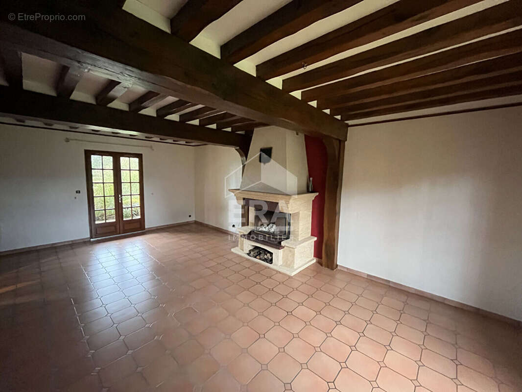 Maison à MONTIGNY