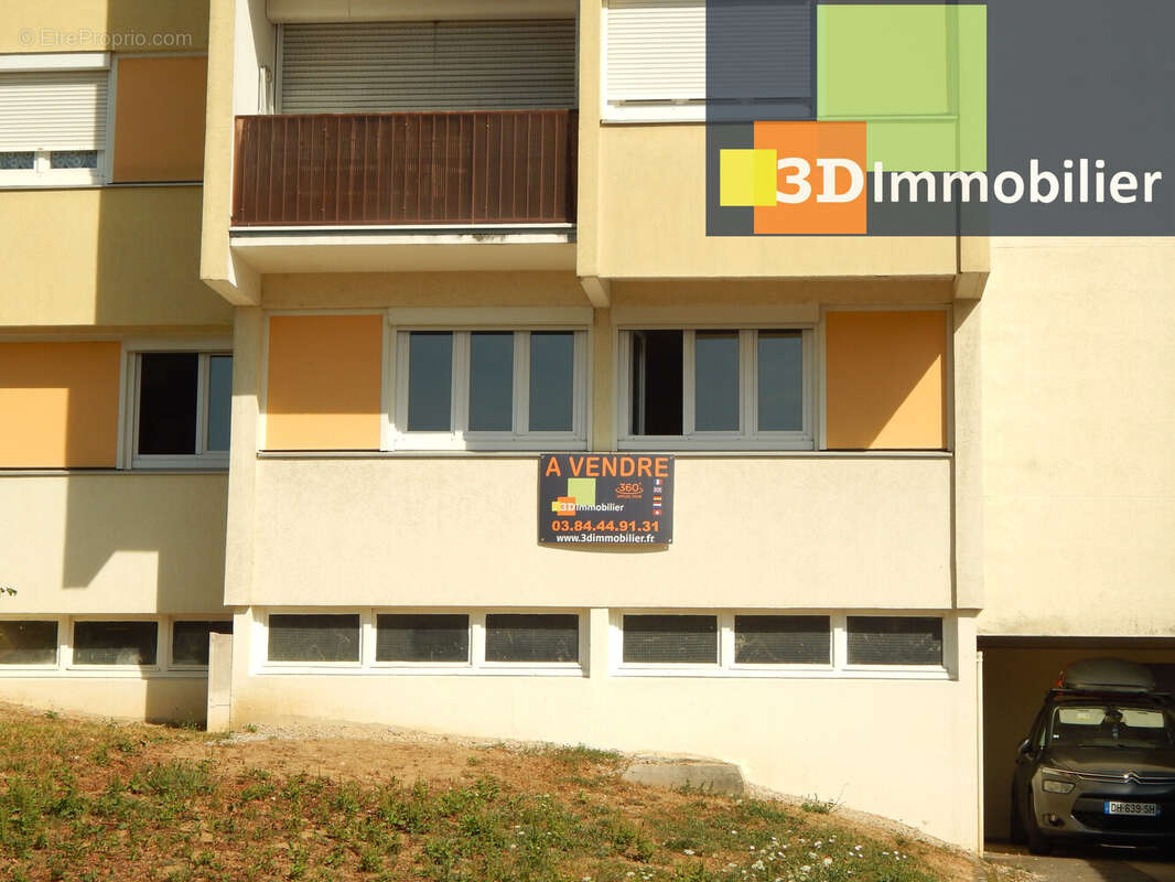 APPARTEMENT À VENDRE 110 M² - Appartement à LONS-LE-SAUNIER