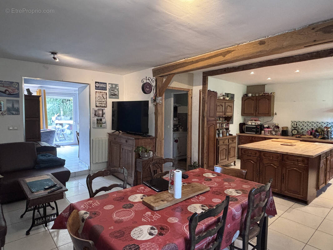 À vendre   Belle maison familiale avec grand terrain à Trun - photo 5