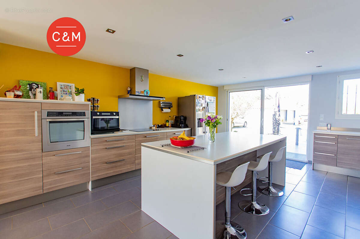 Maison à BOUGUENAIS