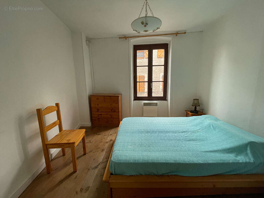 Maison à SAINT-GEORGES-D'AURAC