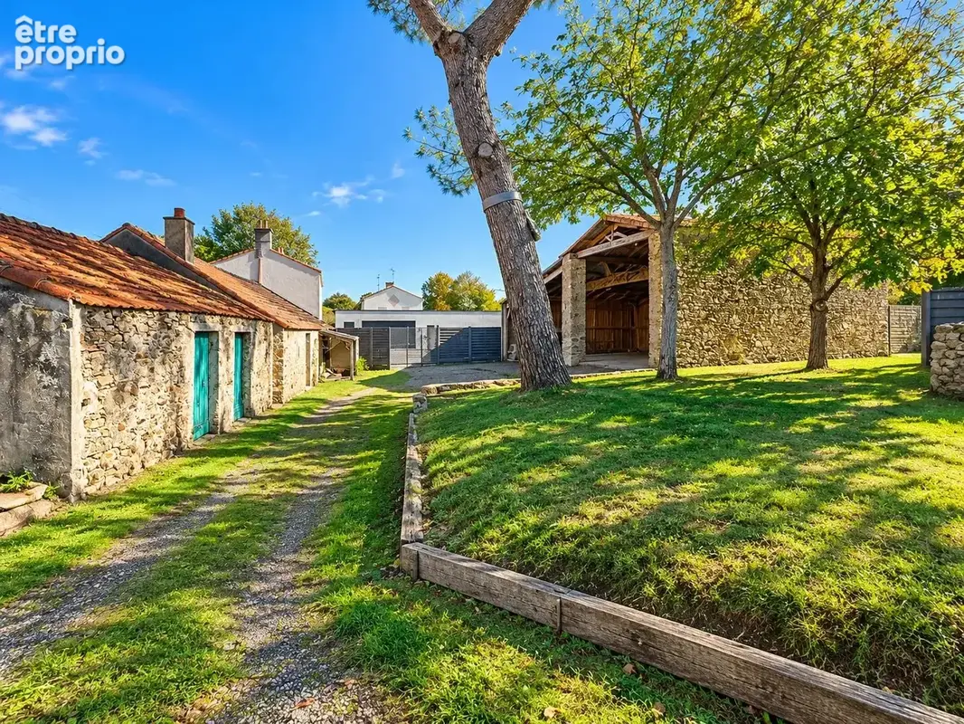 Maison + Bâtiment en pierre - photo 2
