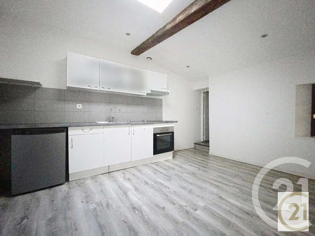 Appartement à VILLENOUVELLE