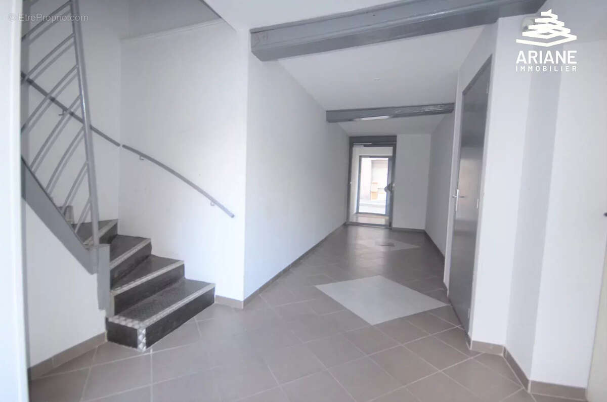 Appartement T3 , très faible charge - photo 10