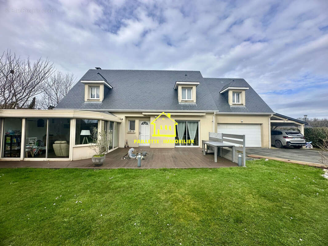 Maison à FONTENAY