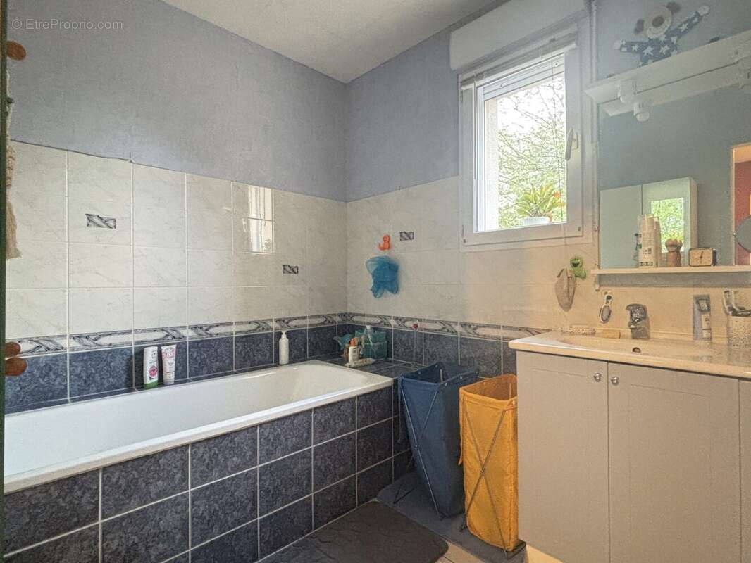 Maison à BEAUFORT-EN-VALLEE