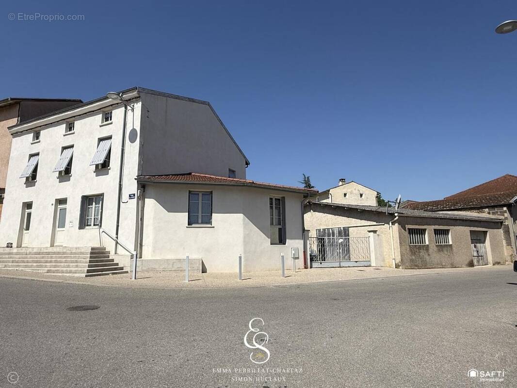 Photo 1 - Maison à ANNEYRON