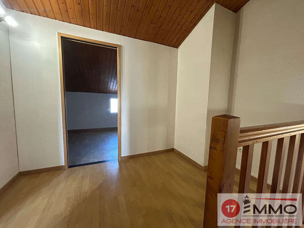 Maison à LA BREE-LES-BAINS