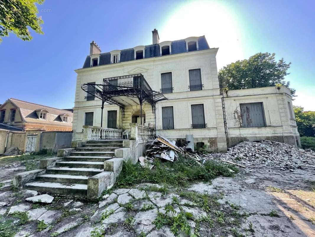 Appartement à LA FERTE-SOUS-JOUARRE