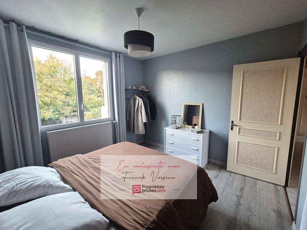 Maison à LES HERBIERS