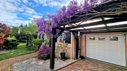 Maison à BALLAINVILLIERS