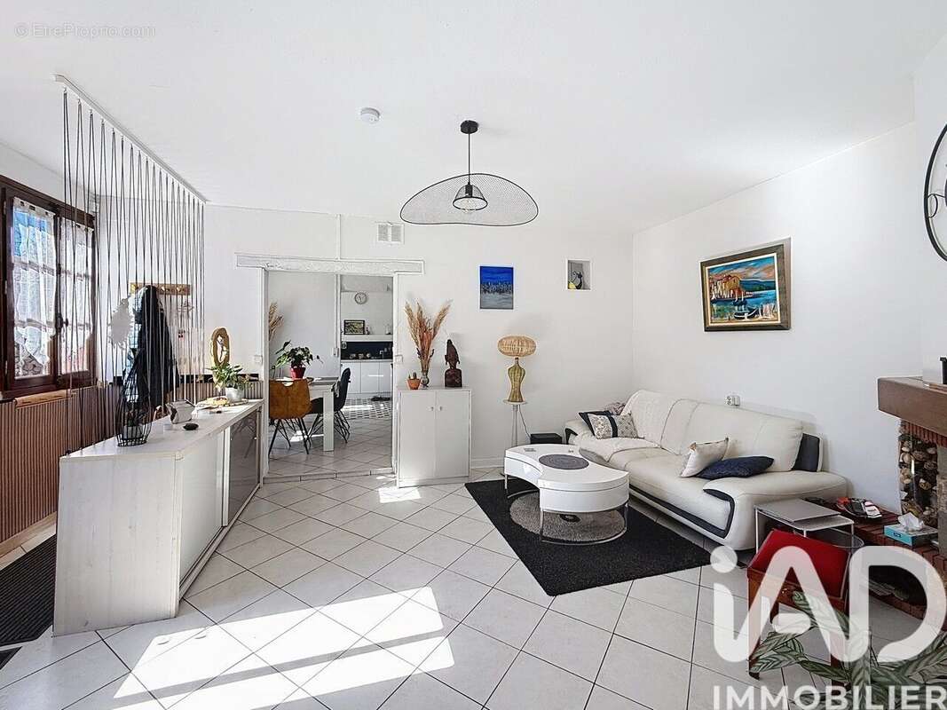 Maison 113 m² à Theil-Sur-Vanne  - photo 3