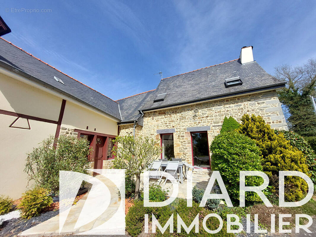 Maison à LA GUERCHE-DE-BRETAGNE