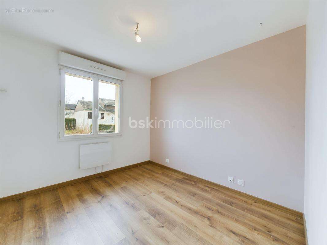 Maison à COURCELLES-CHAUSSY