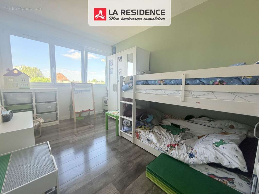 Appartement 63 m² à Velizy-Villacoublay  - photo 7