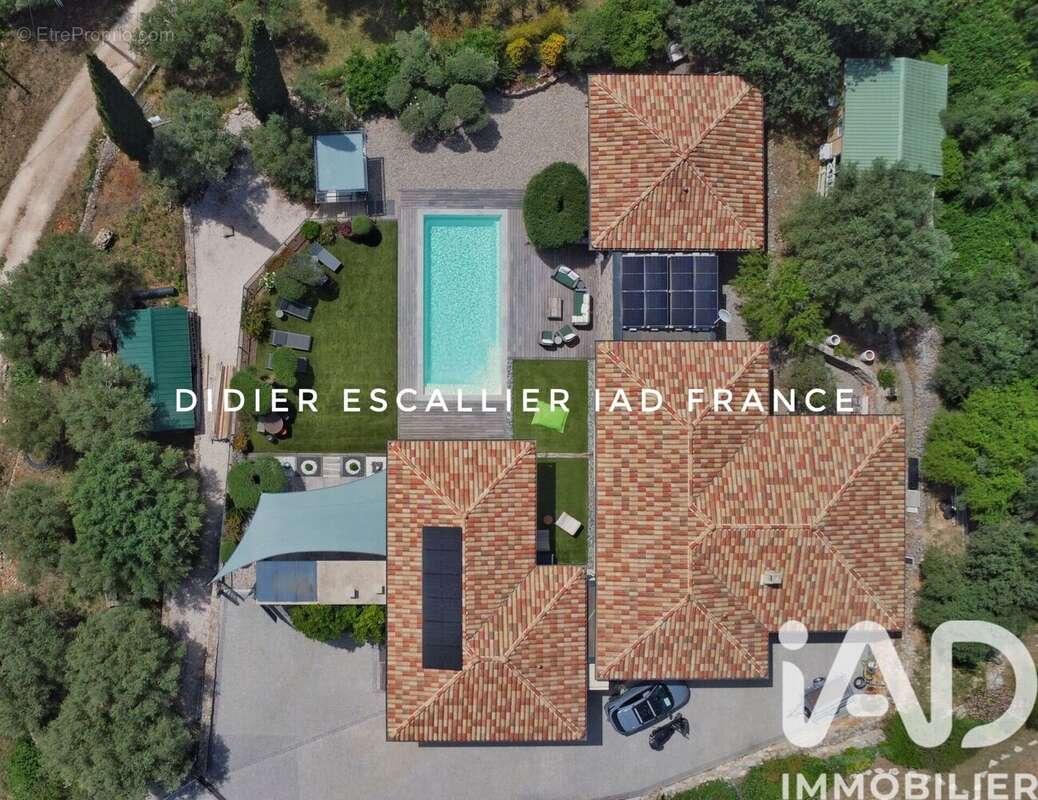 Photo 3 - Maison à SOLLIES-TOUCAS
