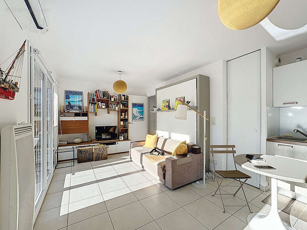 Appartement à ROQUEBRUNE-CAP-MARTIN