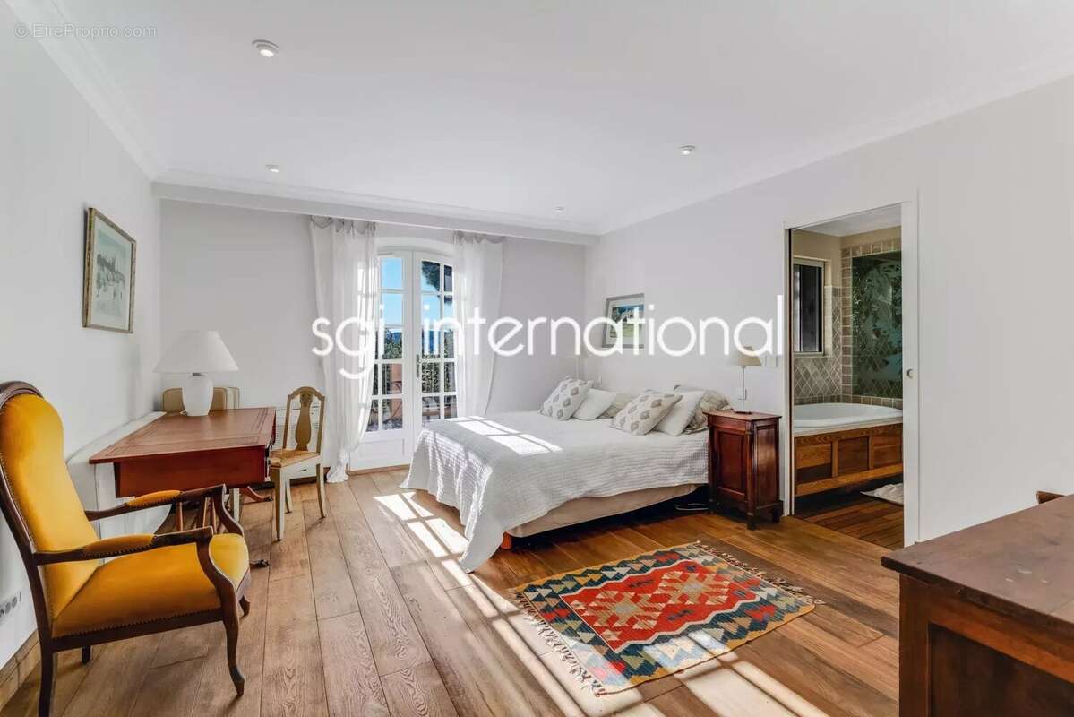 Maison à RAMATUELLE