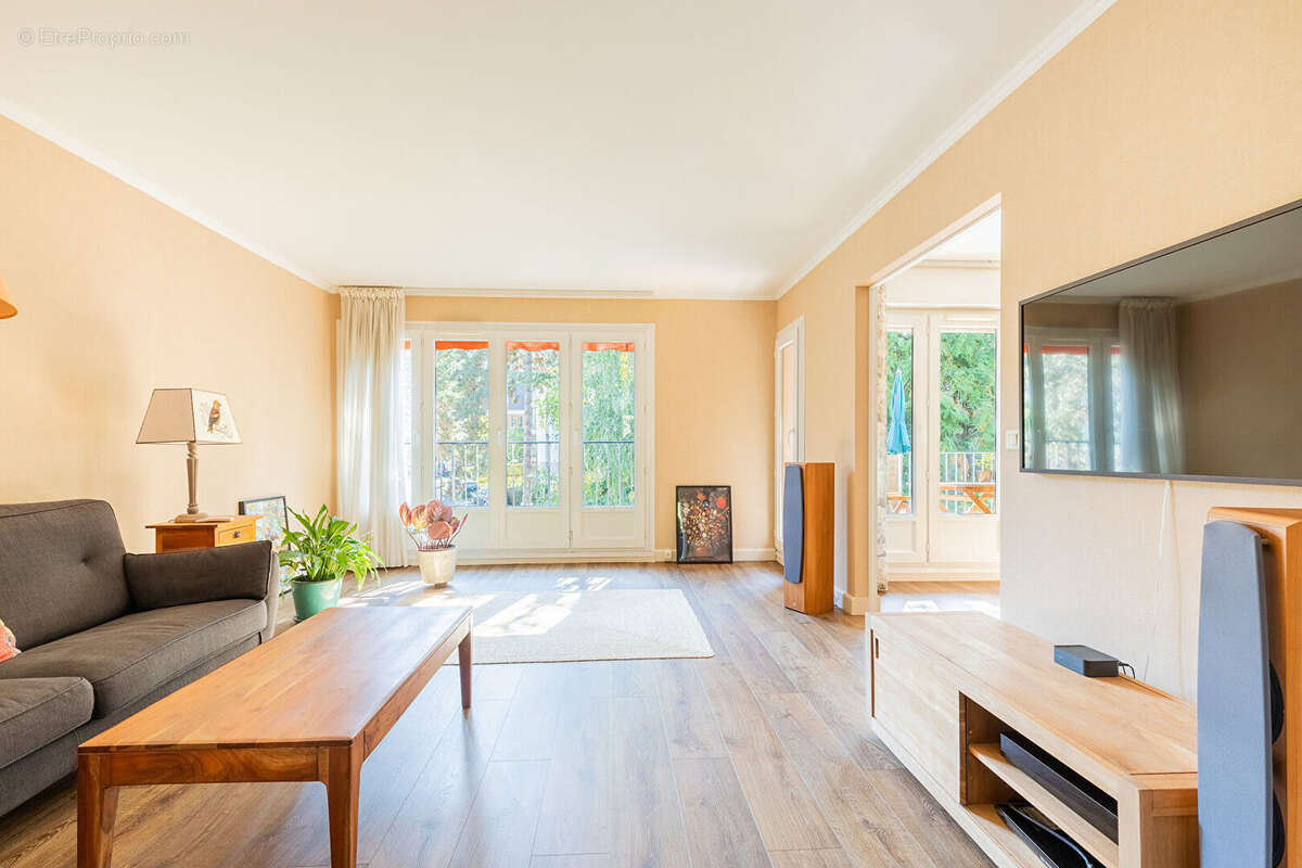 Appartement à VILLEBON-SUR-YVETTE