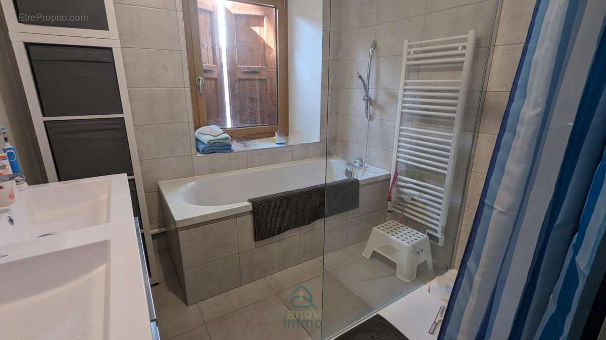 Maison à MALLEVAL-EN-VERCORS