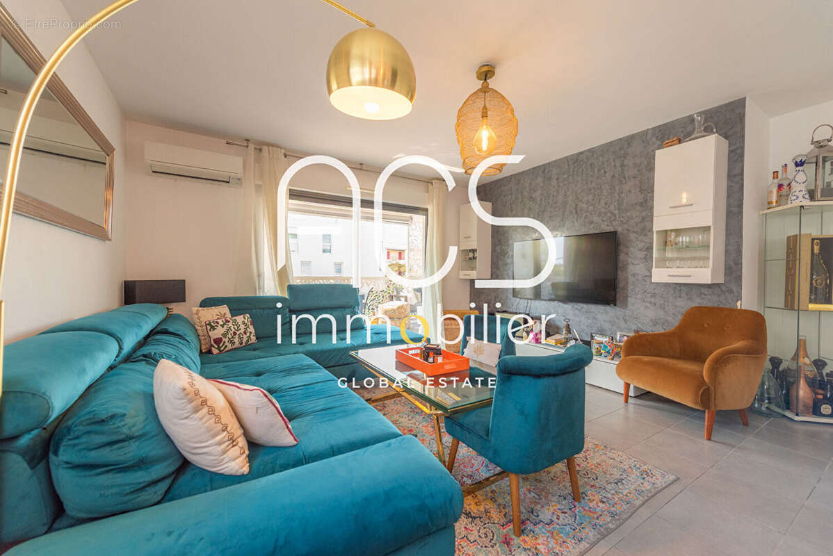 Appartement à FREJUS