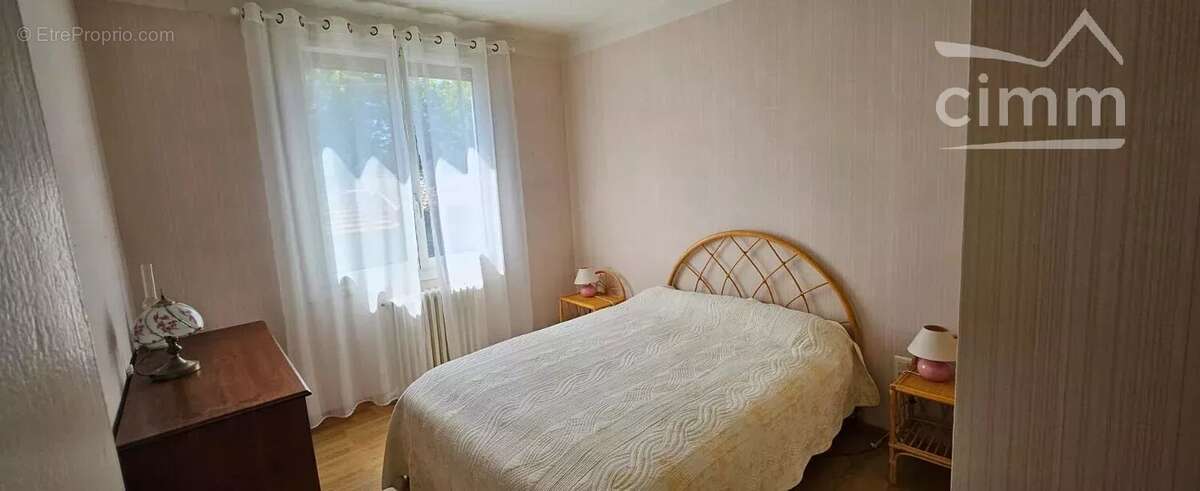 SOUS OFFRE ACHAT Maison spacieuse avec jardin à Limoux - photo 3