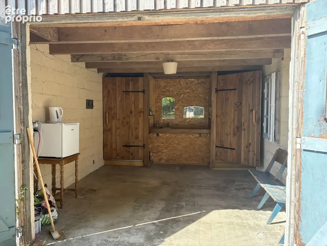 Beyssac : Fermette avec maison d'habitation, grange Auvergnate avec grand espace studio et 1,54 hectares du te - photo 15