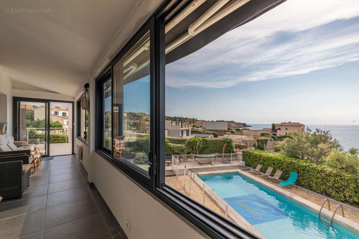 Maison à SIX-FOURS-LES-PLAGES