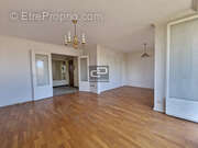 Appartement à COUZON-AU-MONT-D'OR