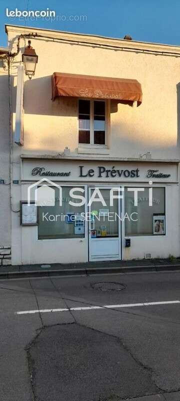 Photo 2 - Commerce à THOUARS