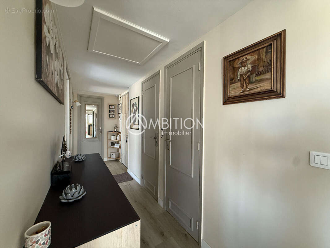 Appartement à FREJUS
